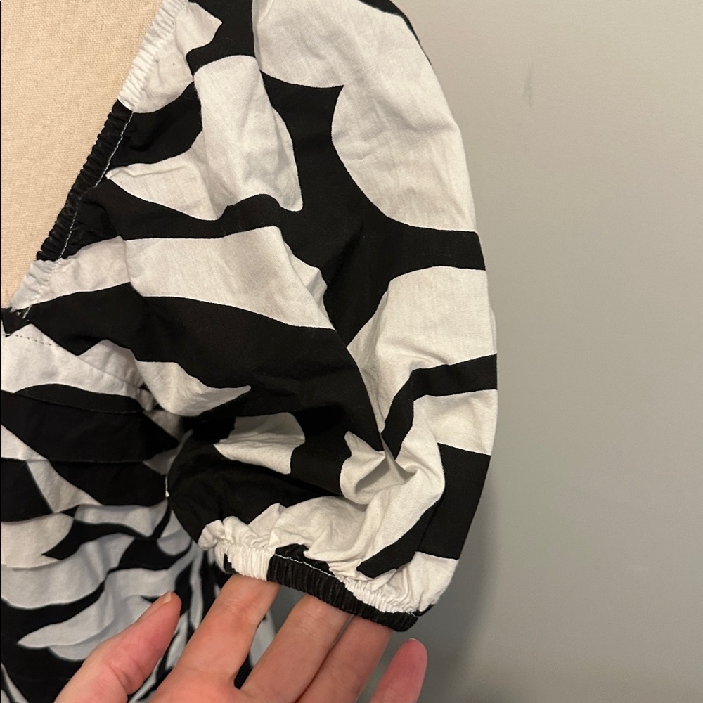 Japna Black White Puff Sleeve Maxi Dress Smocked Back Large Floral Print Pockets - Picture 4 of 11